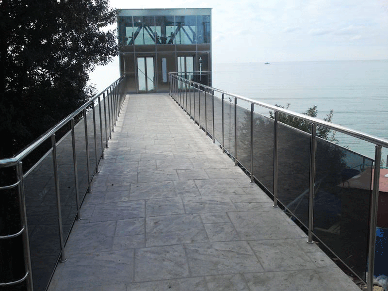 Перила, перила для лестниц